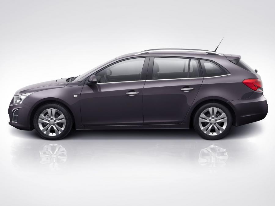  Chevrolet Cruze Station Wagon 2012 года  (фото 2 из 157)